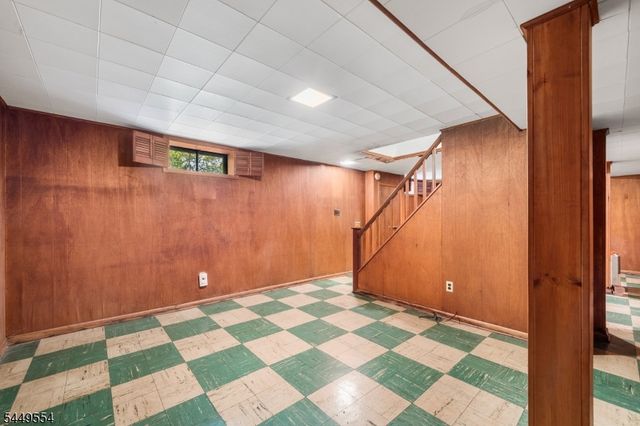 10 Greenwich St, Bergenfield Boro, NJ 07621