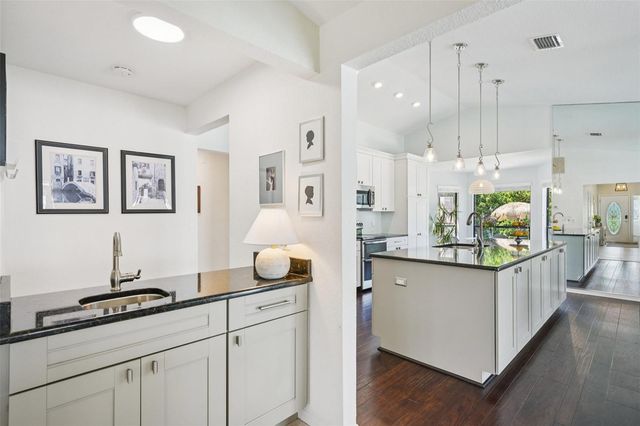 2474 ISLANDER COURT, Palm Harbor, FL 34683