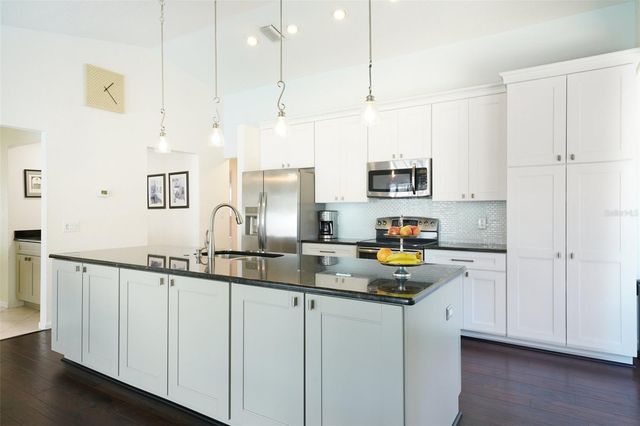 2474 ISLANDER COURT, Palm Harbor, FL 34683