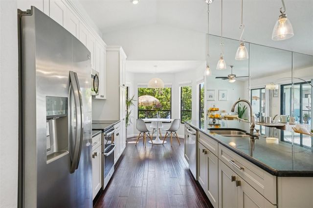 2474 ISLANDER COURT, Palm Harbor, FL 34683