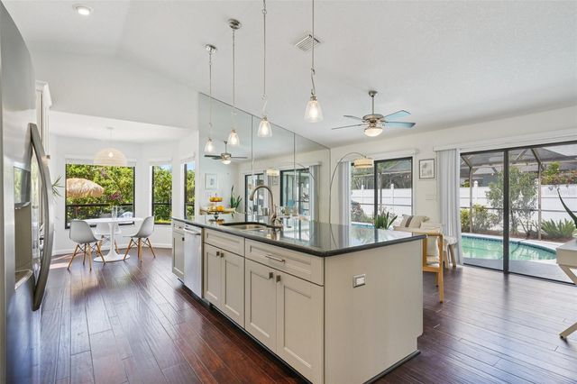 2474 ISLANDER COURT, Palm Harbor, FL 34683