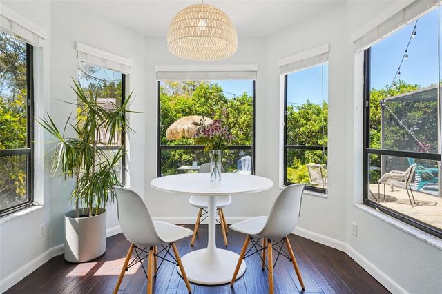 2474 ISLANDER COURT, Palm Harbor, FL 34683