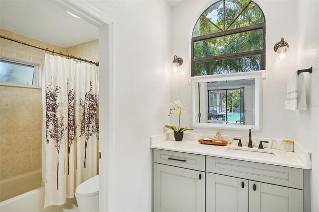 2474 ISLANDER COURT, Palm Harbor, FL 34683