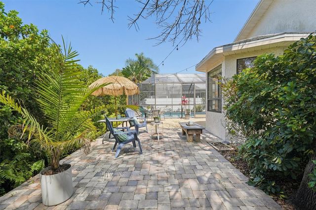 2474 ISLANDER COURT, Palm Harbor, FL 34683