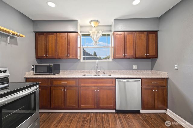 522 S 51st Street, Tacoma, WA 98408