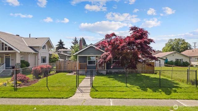 522 S 51st Street, Tacoma, WA 98408