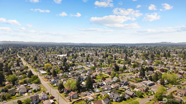 522 S 51st Street, Tacoma, WA 98408