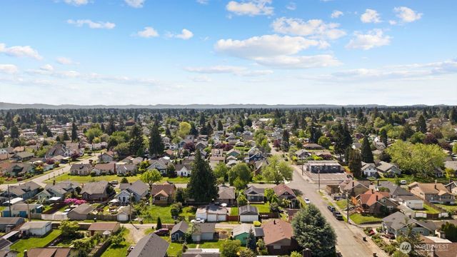 522 S 51st Street, Tacoma, WA 98408