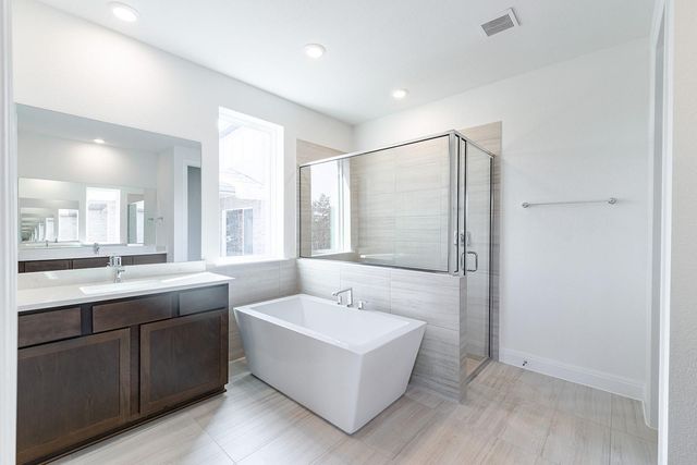 124 Silverbell LN, Bastrop, TX 78602