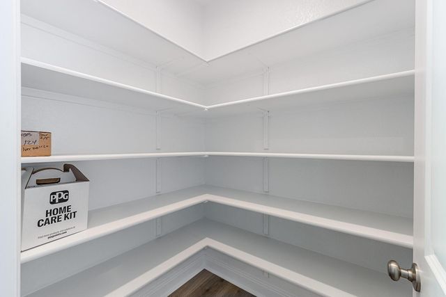 124 Silverbell LN, Bastrop, TX 78602