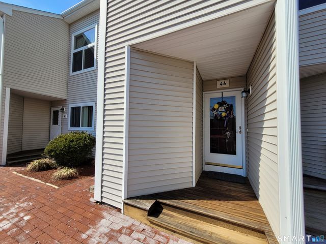 35 Ruth Street 44, Bristol, CT 06010