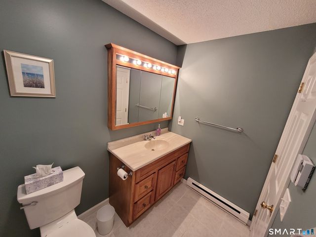 35 Ruth Street 44, Bristol, CT 06010