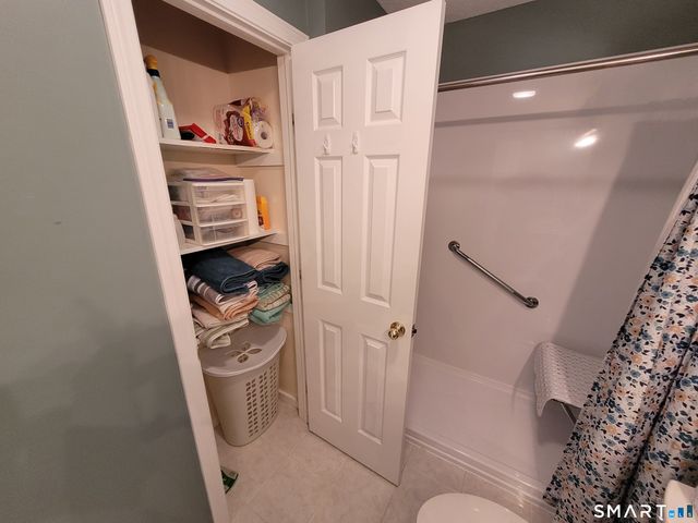 35 Ruth Street 44, Bristol, CT 06010
