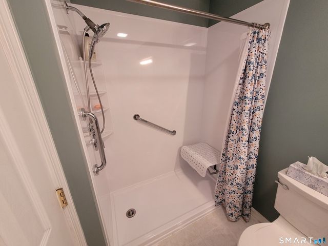 35 Ruth Street 44, Bristol, CT 06010