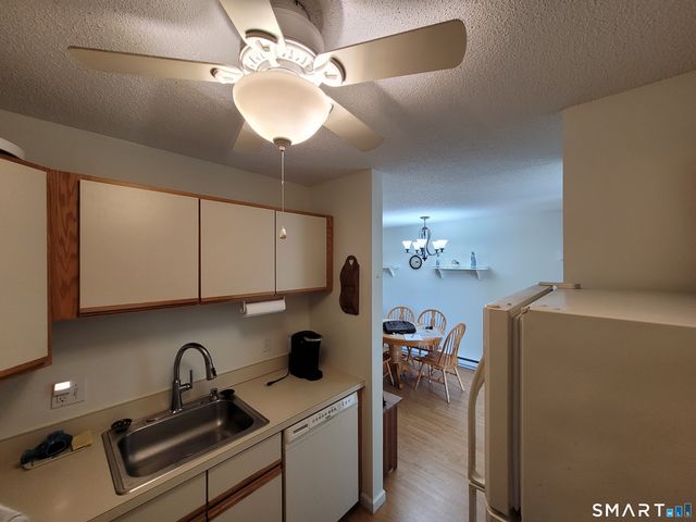 35 Ruth Street 44, Bristol, CT 06010
