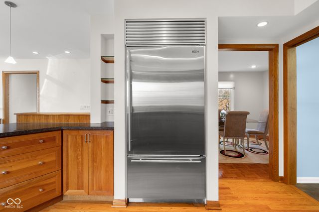 3830 Cove Road, Columbus, IN 47203