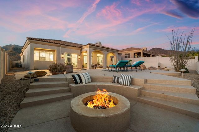 11221 E GREENWAY Road, Scottsdale, AZ 85255