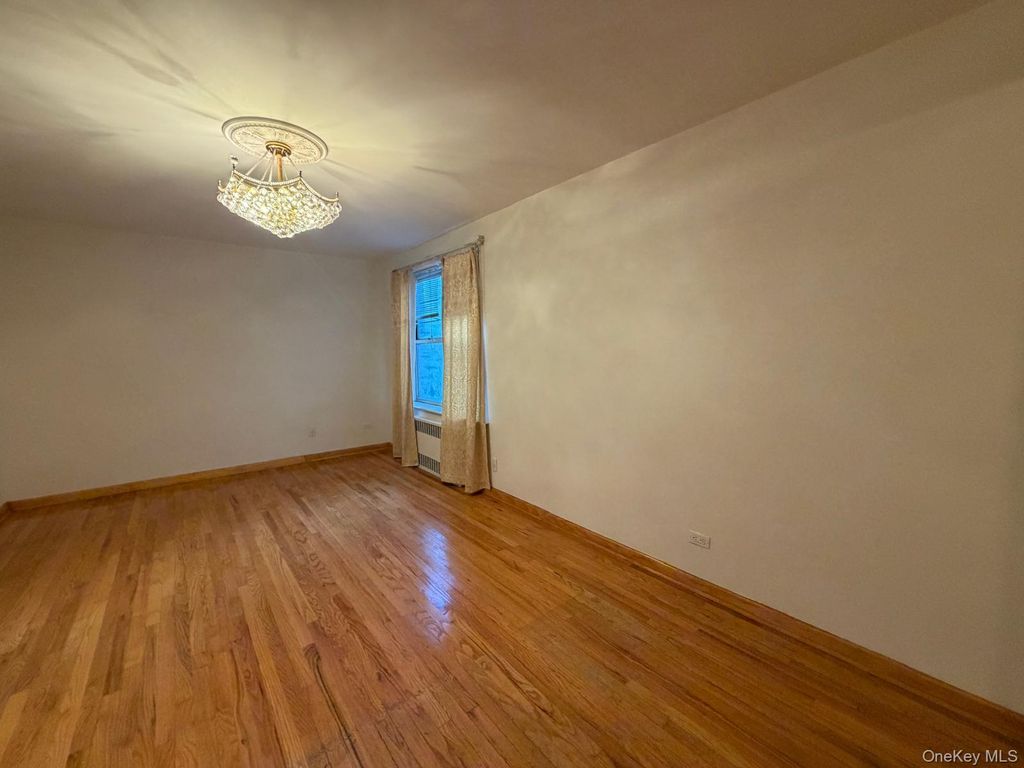 6510 108th Street 4G, Forest Hills, NY 11375 — photo 3