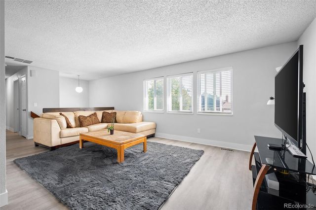 1501 S Dawson Street, Aurora, CO 80012