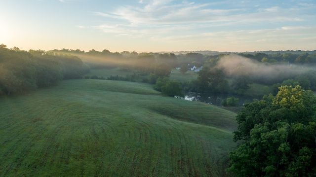 1462 Highway 48, S, Dickson, TN 37055