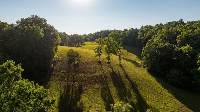 1462 Highway 48, S, Dickson, TN 37055