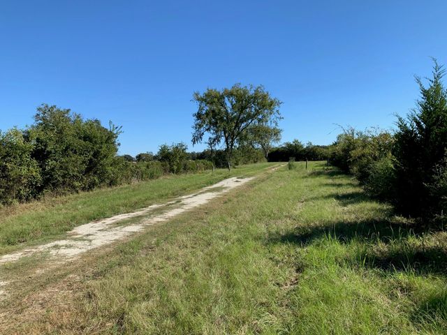 133 ac Hwy 39, Normangee, TX 77871