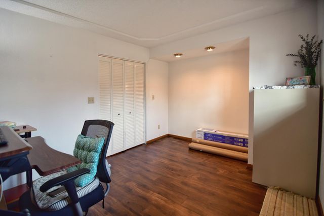 2615 Flandrau Street N, Maplewood, MN 55109