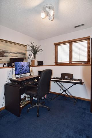 2615 Flandrau Street N, Maplewood, MN 55109