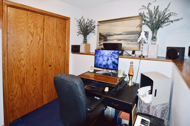 2615 Flandrau Street N, Maplewood, MN 55109