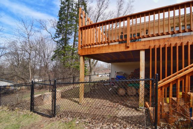 2615 Flandrau Street N, Maplewood, MN 55109