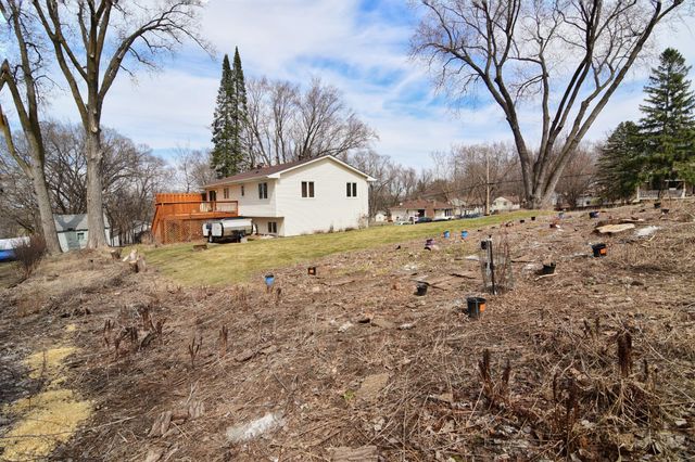 2615 Flandrau Street N, Maplewood, MN 55109