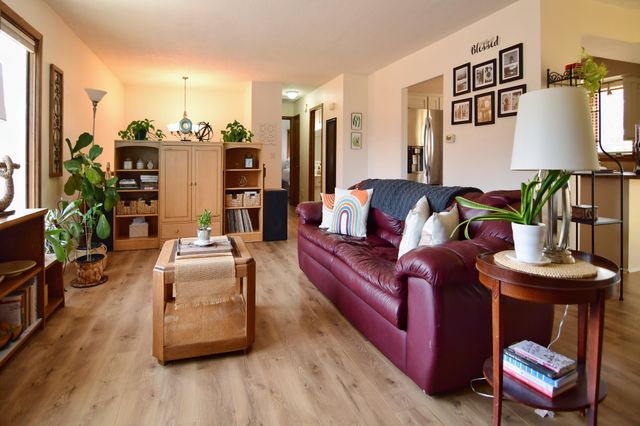 2615 Flandrau Street N, Maplewood, MN 55109