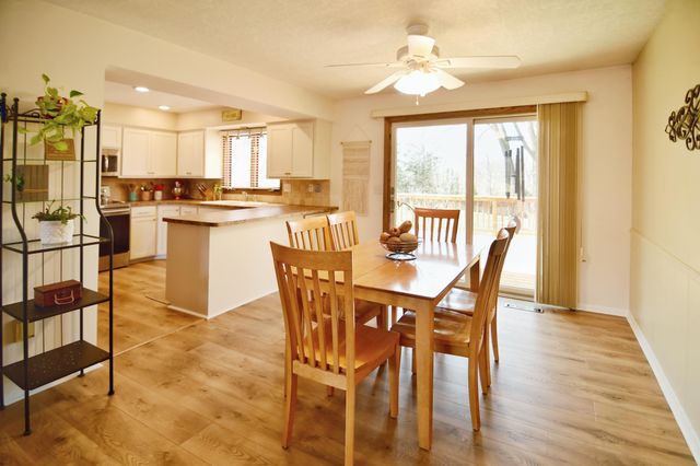 2615 Flandrau Street N, Maplewood, MN 55109