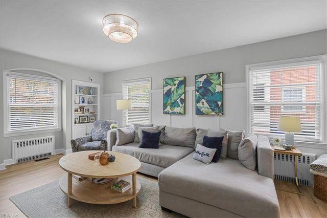 910 Baldwin Avenue, Norfolk, VA 23507