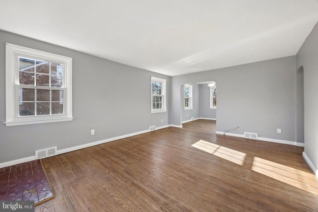 336 VALLEY VIEW RD, Springfield, PA 19064