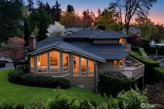 5701 137th Place SE, Bellevue, WA 98006