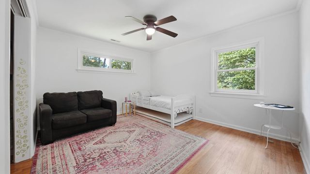 304 Oakmont Lane, Signal Mountain, TN 37377