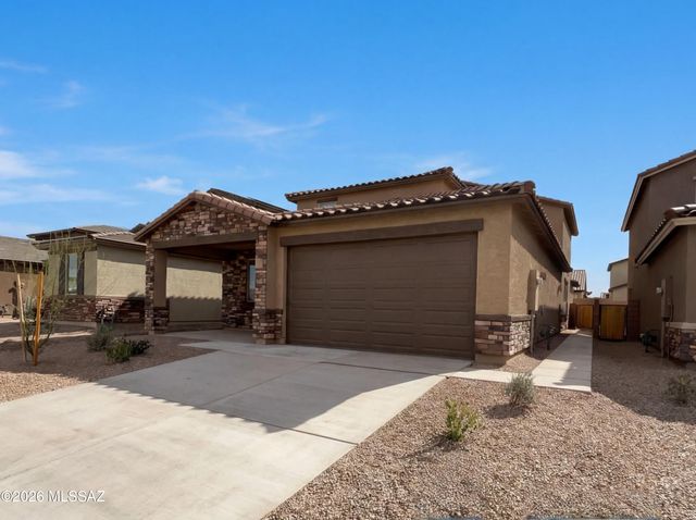 10469 W Beaman Lane, Marana, AZ 85653