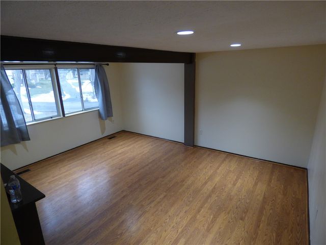 794 Wheatland, Bridgeville, PA 15017