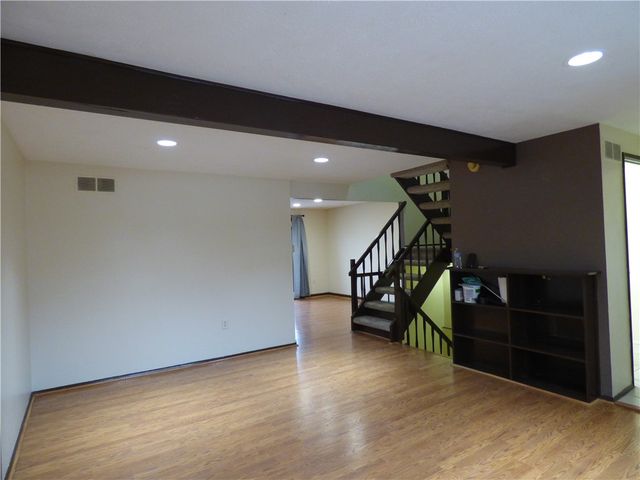 794 Wheatland, Bridgeville, PA 15017