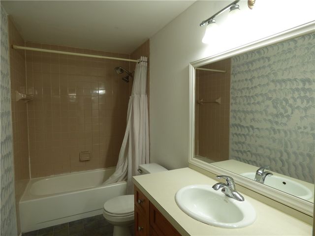 794 Wheatland, Bridgeville, PA 15017