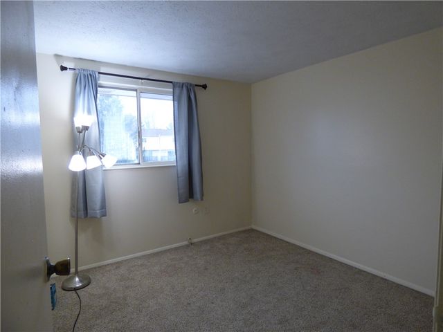 794 Wheatland, Bridgeville, PA 15017