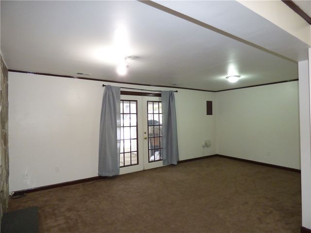 794 Wheatland, Bridgeville, PA 15017