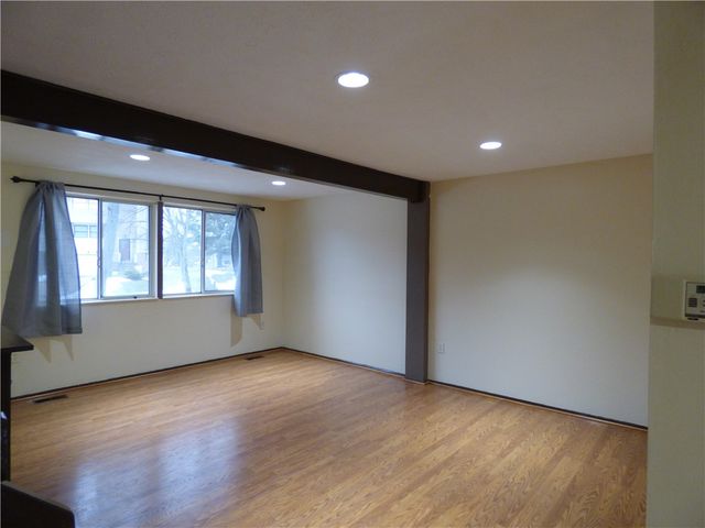 794 Wheatland, Bridgeville, PA 15017