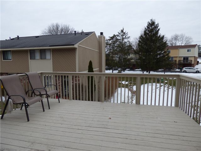 794 Wheatland, Bridgeville, PA 15017