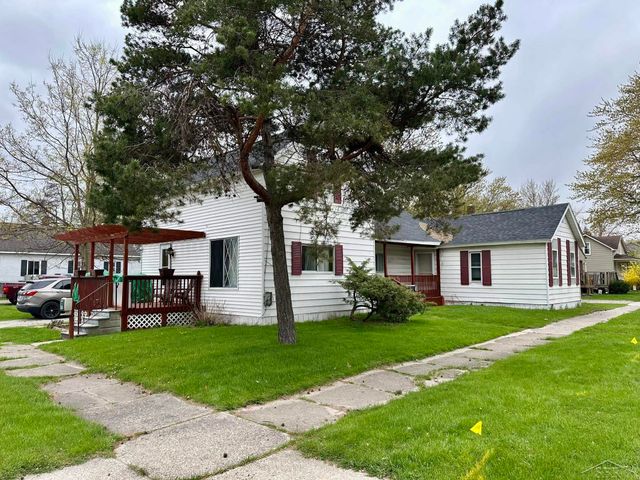 400 S Kiesel Street, Bay City, MI 48706