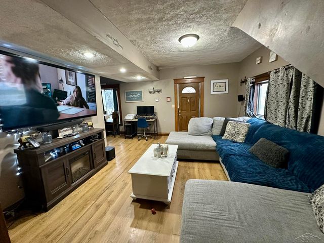 400 S Kiesel Street, Bay City, MI 48706