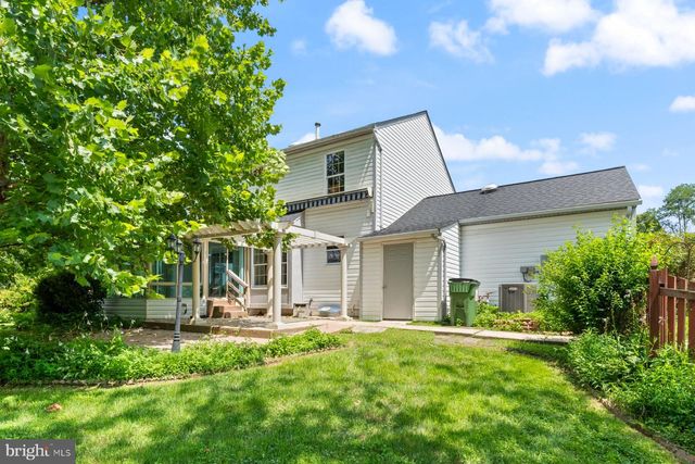 4970 MANOR HOUSE CT, Woodbridge, VA 22193