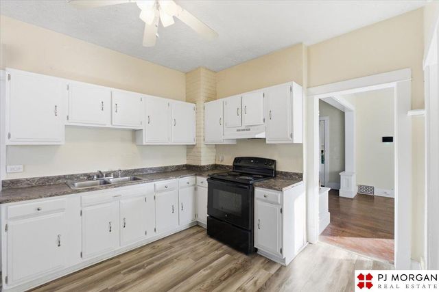 3124 Forest Lawn Avenue, Omaha, NE 68112