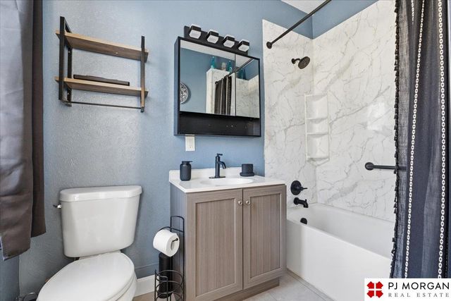 3124 Forest Lawn Avenue, Omaha, NE 68112